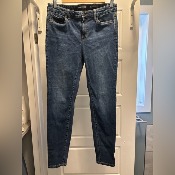 Joe Fresh Women’s Classic Slim Jeans Size 30 - Picture 1 of 4